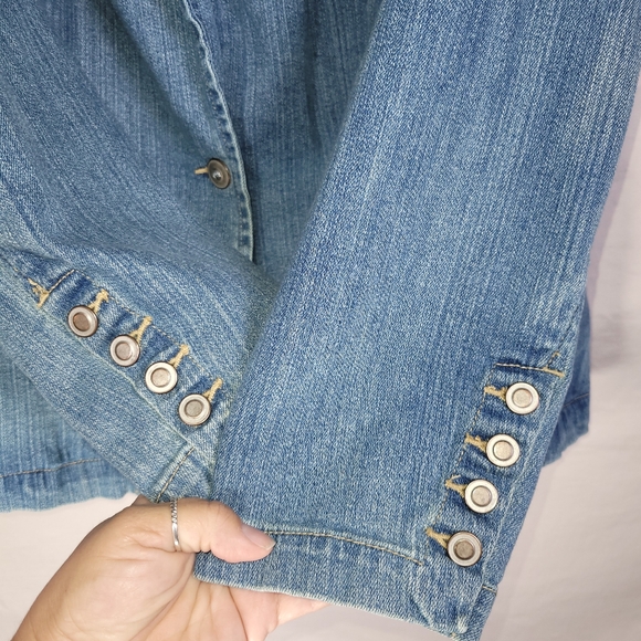 St. John's Bay Blue Denim Jacket - Picture 4 of 9